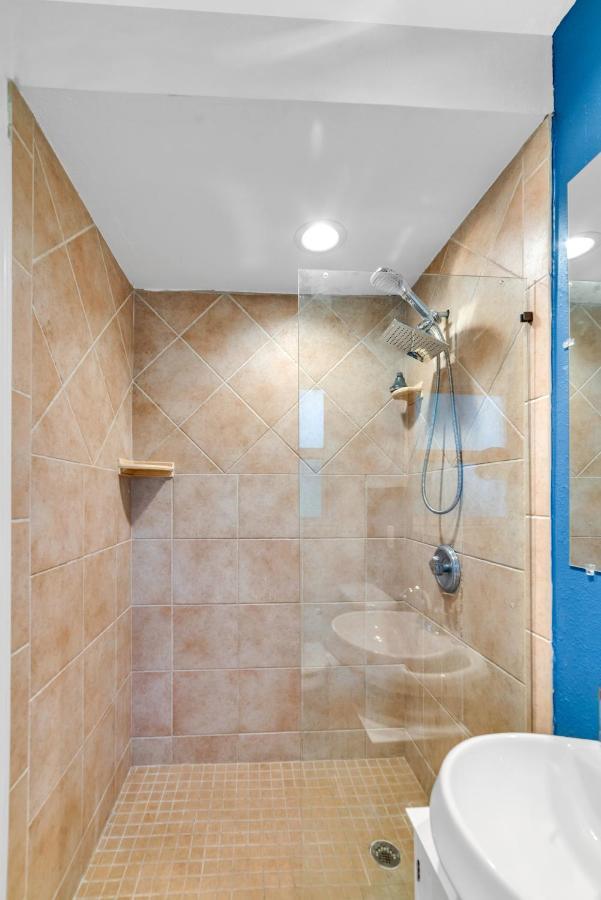 The Blue Villa - Luxury Clearwater By Bluebellaestate Largo Buitenkant foto